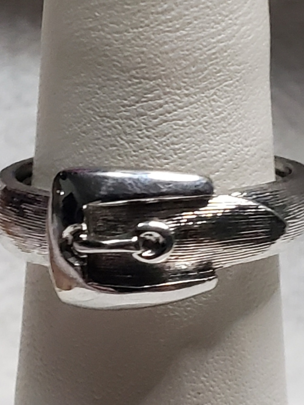 Avon Silver tone Buckle Ring